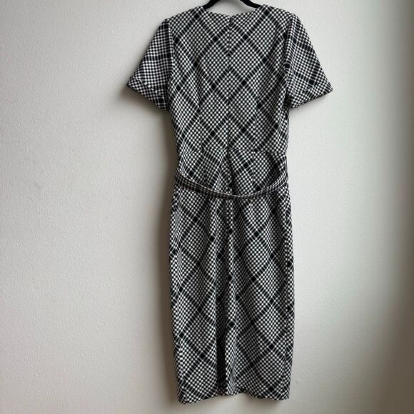 Maggy London Houndstooth Plaid Tucked Midi Modest Office Sheath Dress Size 8 - Picture 4 of 7